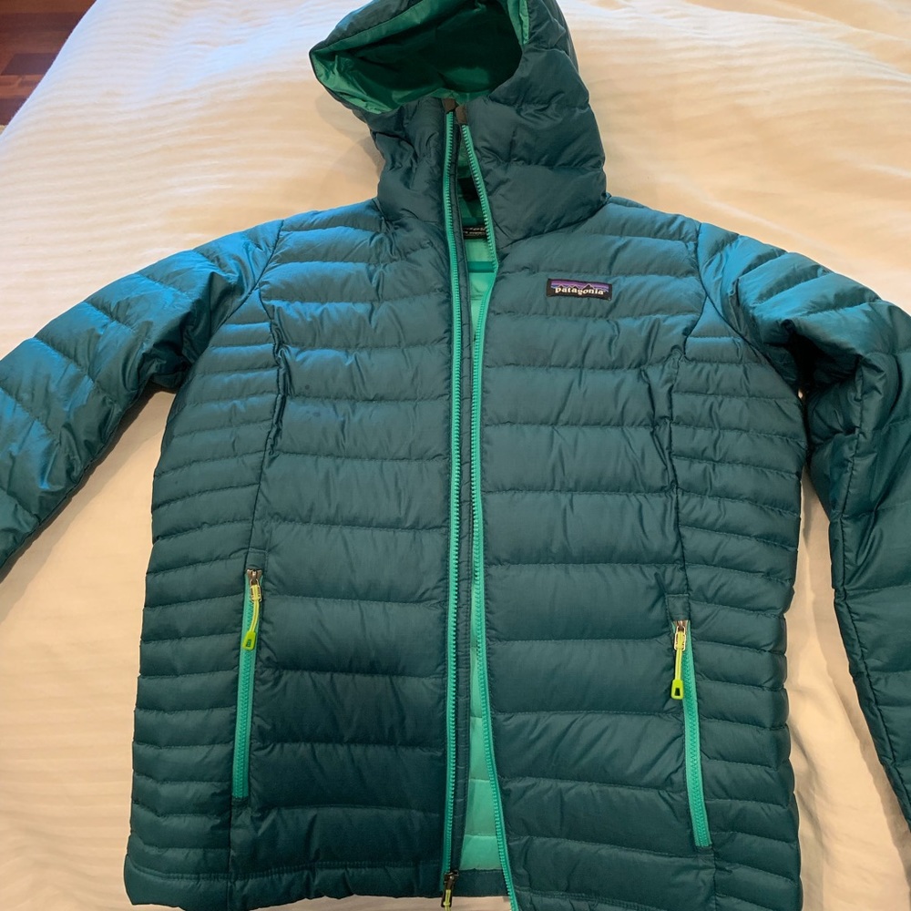 Patagonia puffer jacket